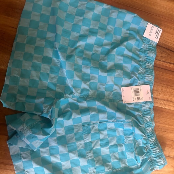 Nike Blue Checkered Shorts - Picture 4 of 4